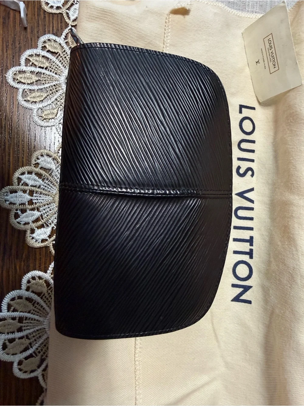 Louis Vuitton Black Epi Leather Compact Zip Wallet - Picture 3 of 9